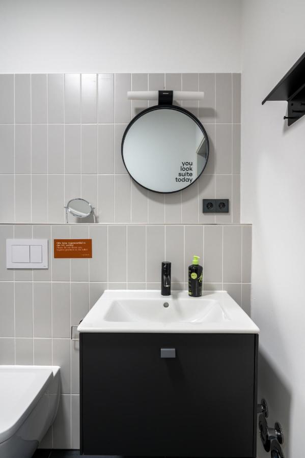 Aparthotel Limehome A.-schweitzer-str.
