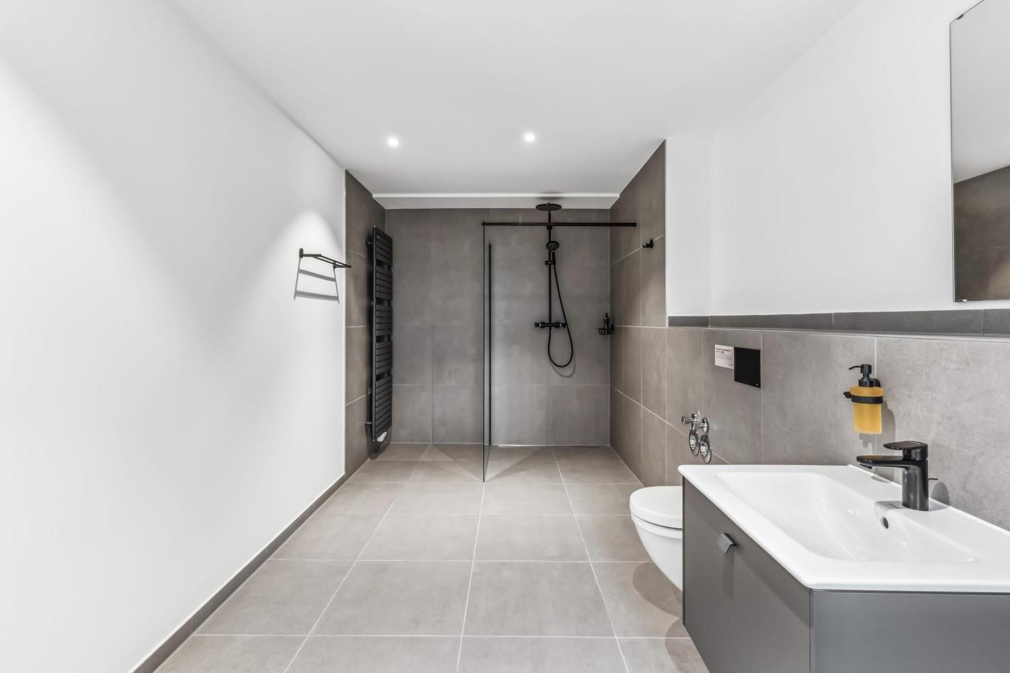 Limehome A.-schweitzer-str. * Salzgitter